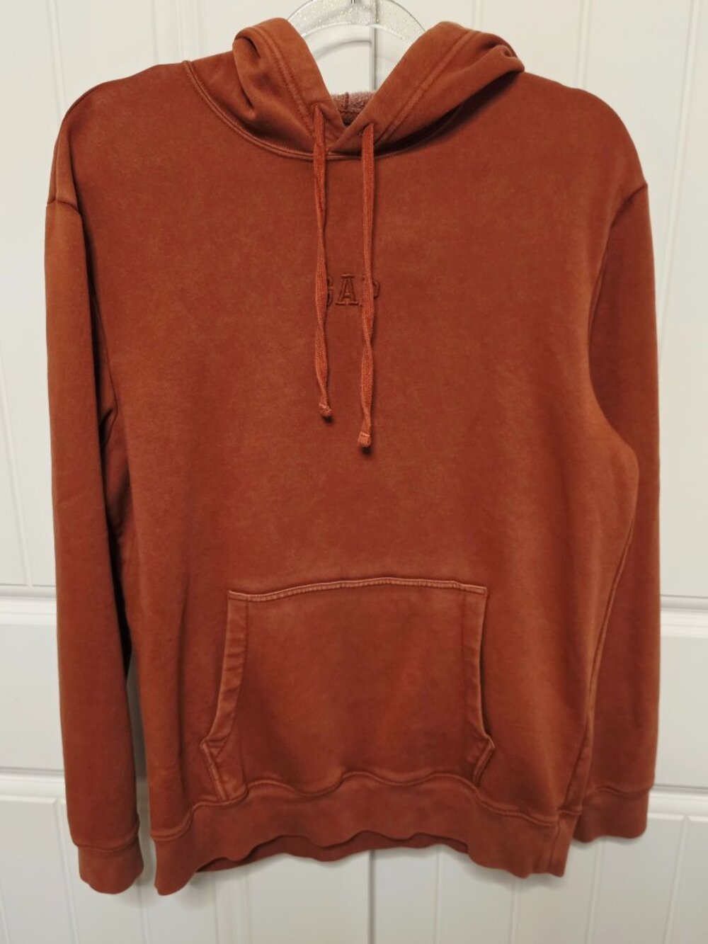 GAP Men's Size Medium Small Logo Hoodie Hooded Sweatshirt Rust Copper
